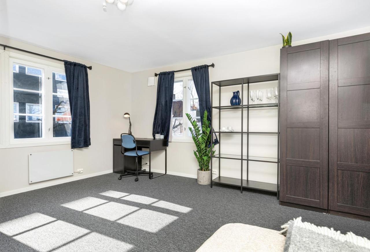 Central Studio Apartment In Stavanger Bagian luar foto